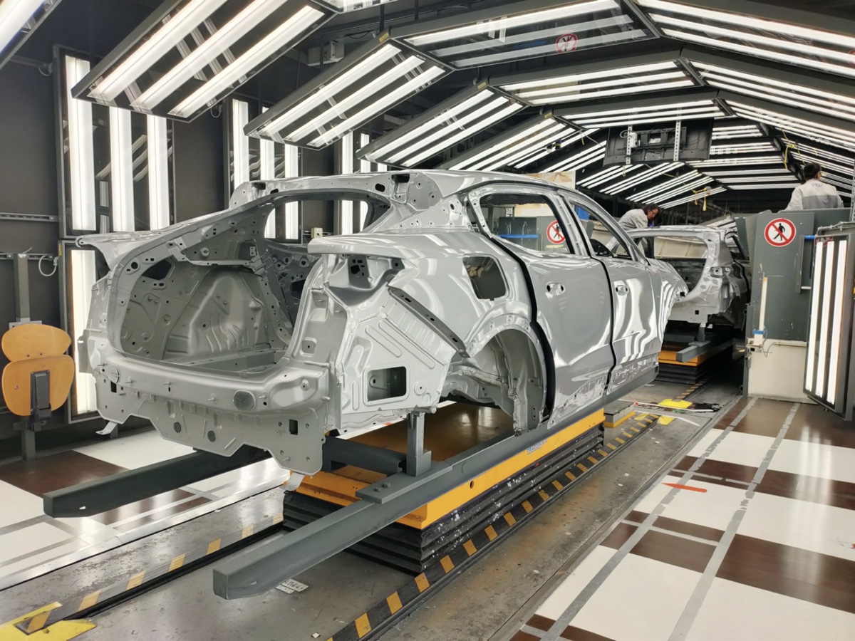 Peugeot 408 produzione Mulhouse