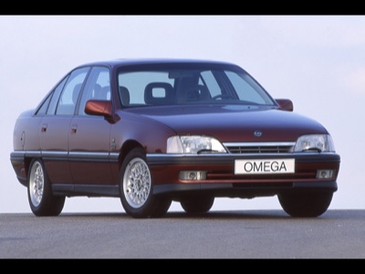 Opel celebra 40 anni della Omega, primo modello della nuova era