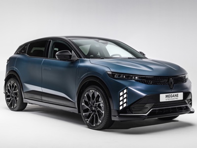 Nuova batteria e design rinnovato per Renault Mégane E-Tech Electric