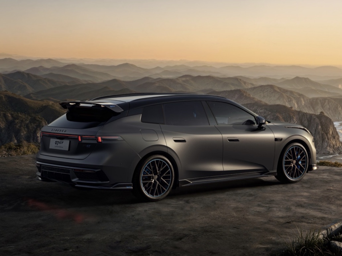 Lynk & Co 07 GT