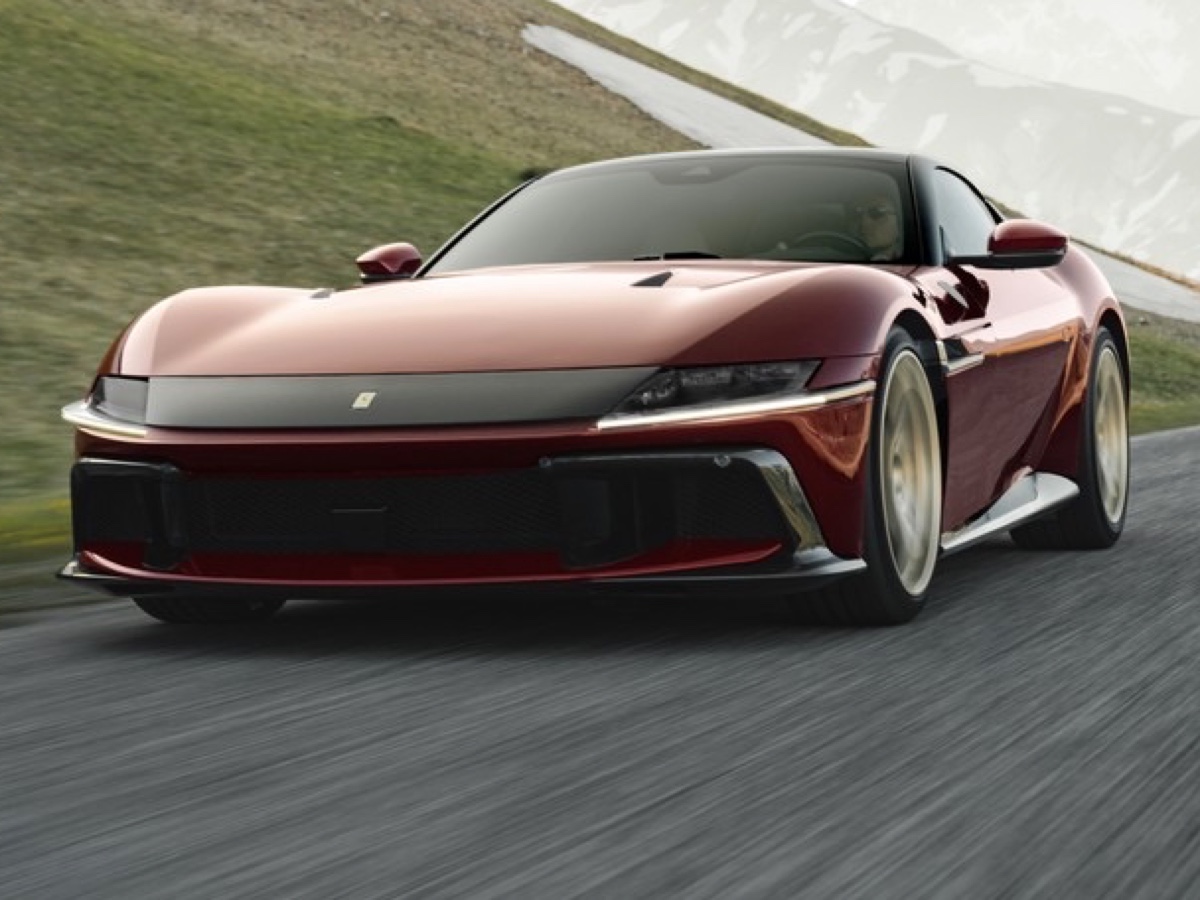 Ferrari 12Cilindri manuale