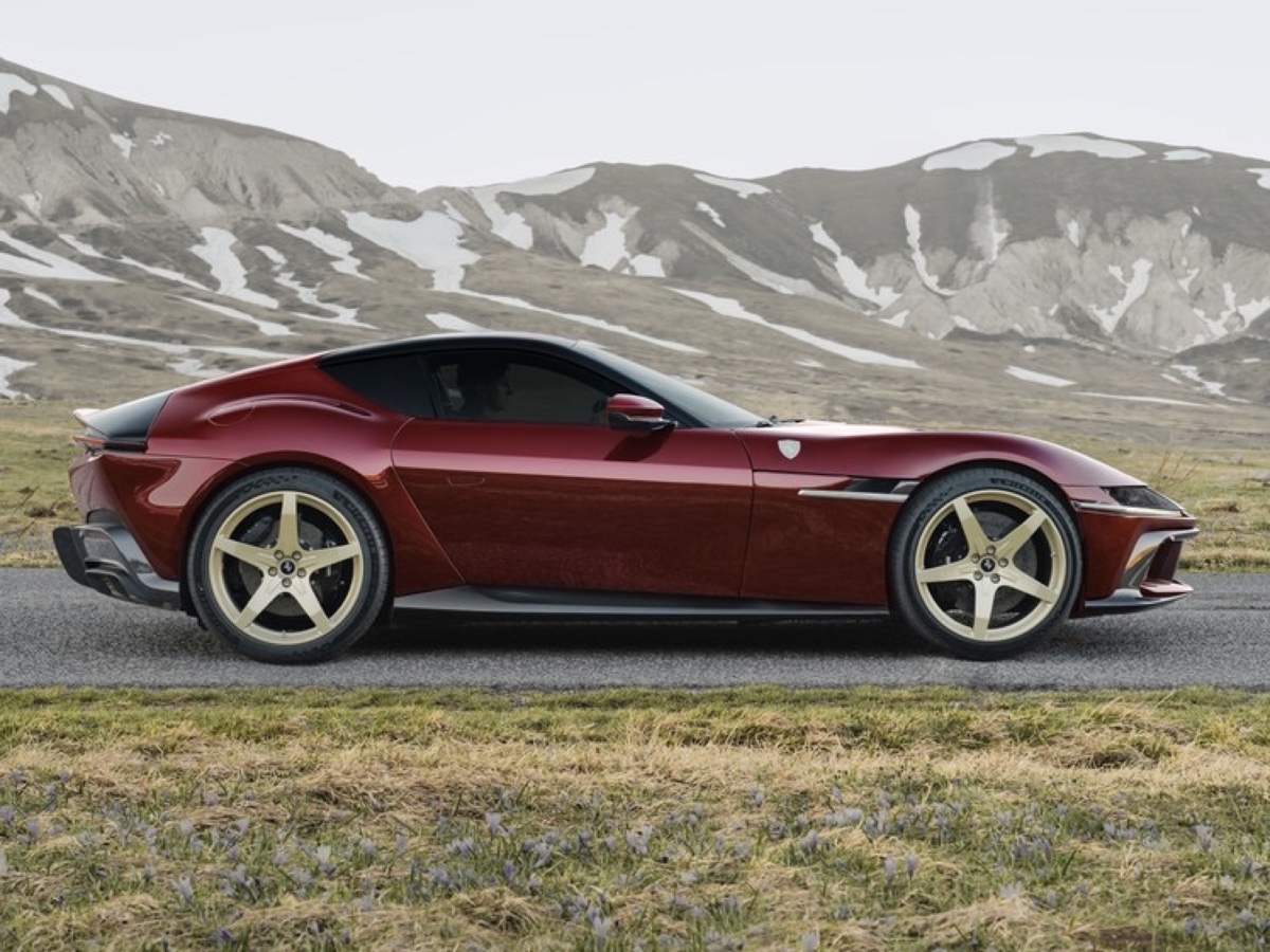 Ferrari 12Cilindri manuale