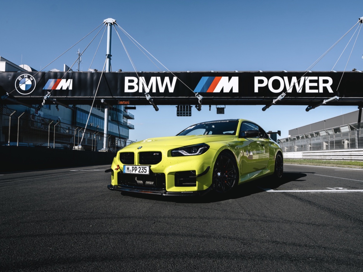 BMW M2 M Performance Track Kit