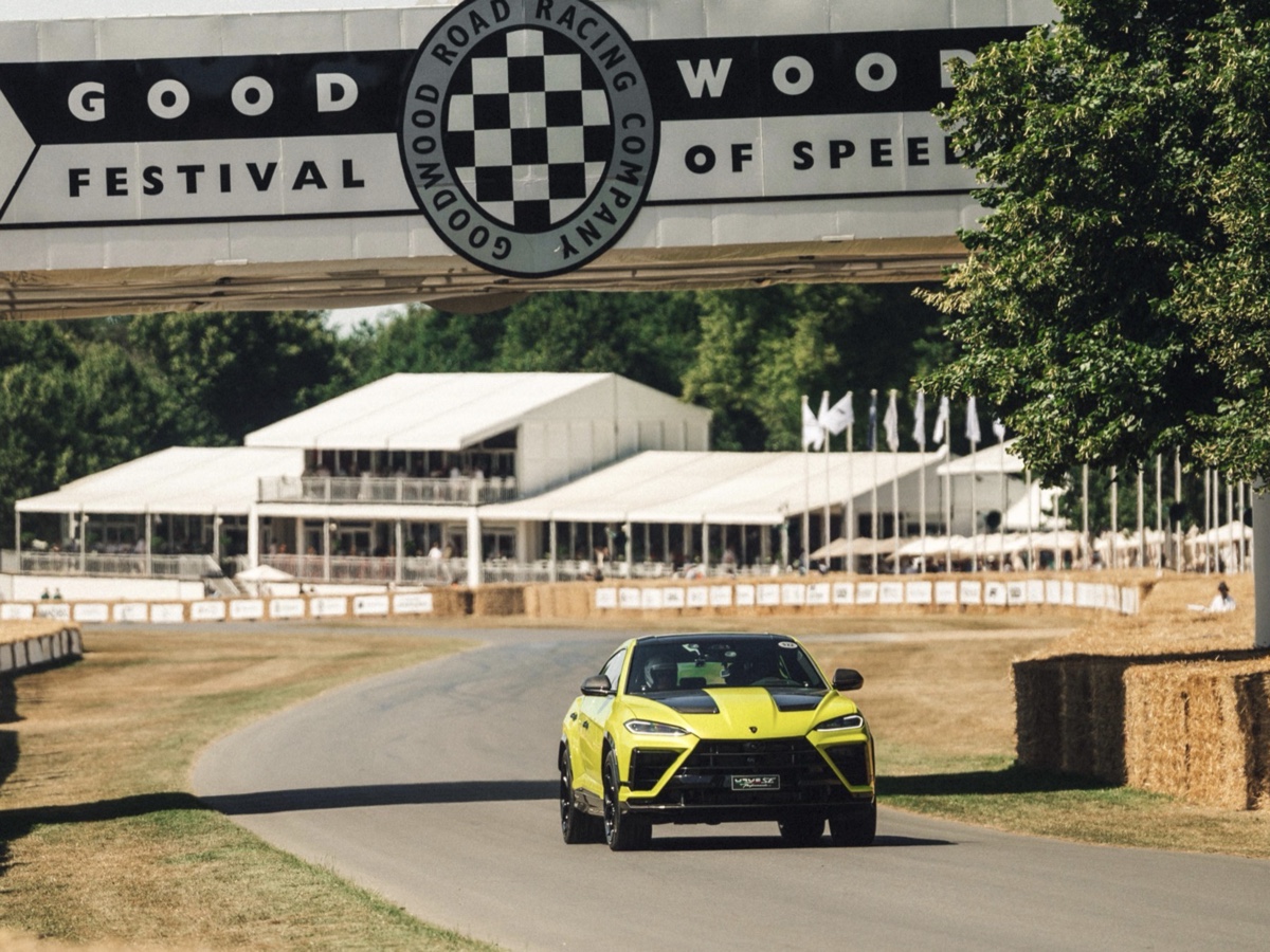 Lamborghini Urus SE Performante Goodwood