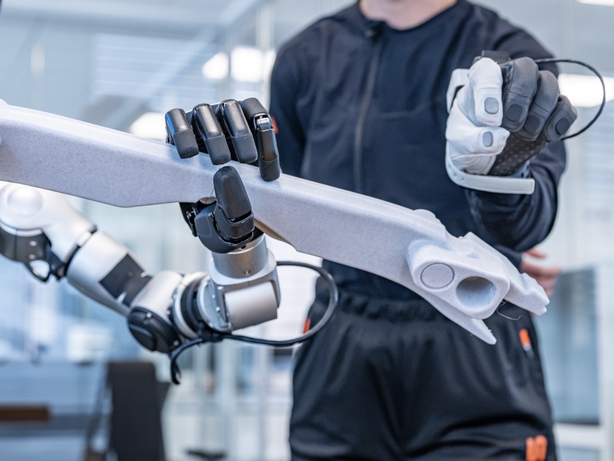 BMW robotica AI produzione componenti