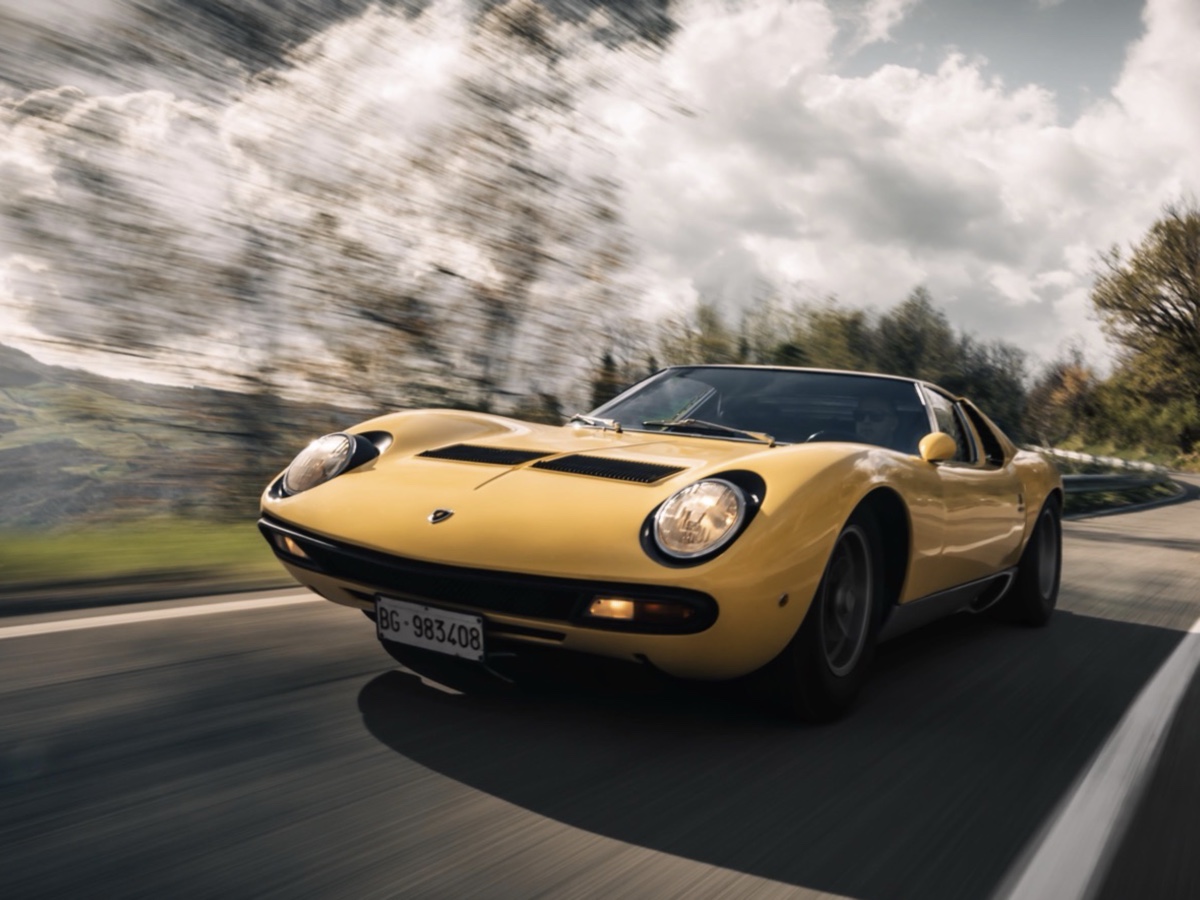 Lamborghini Miura SV
