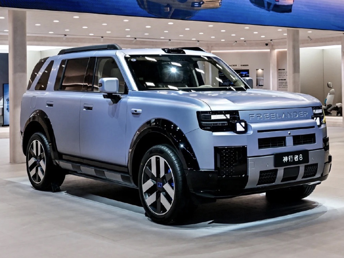 Freelander 8