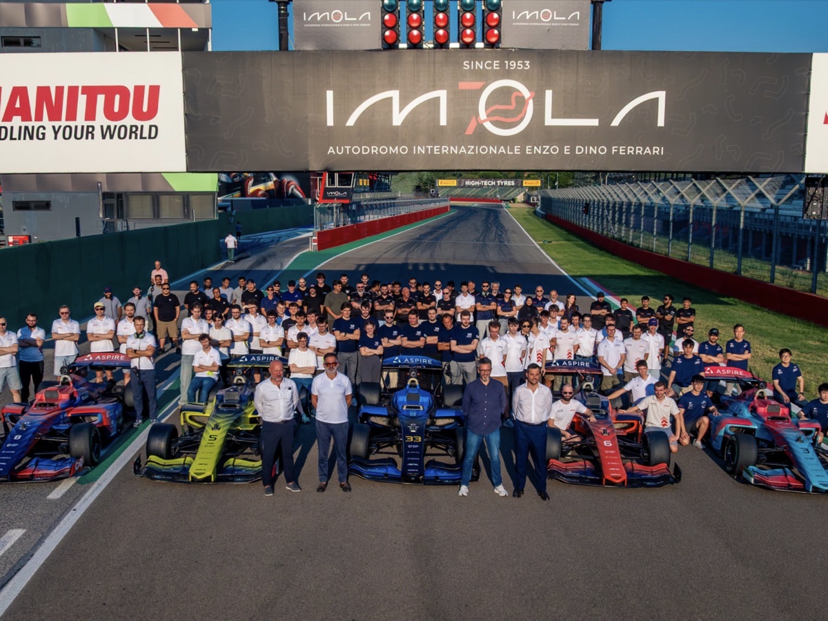 A2RL %u200B%u200B2026 Imola