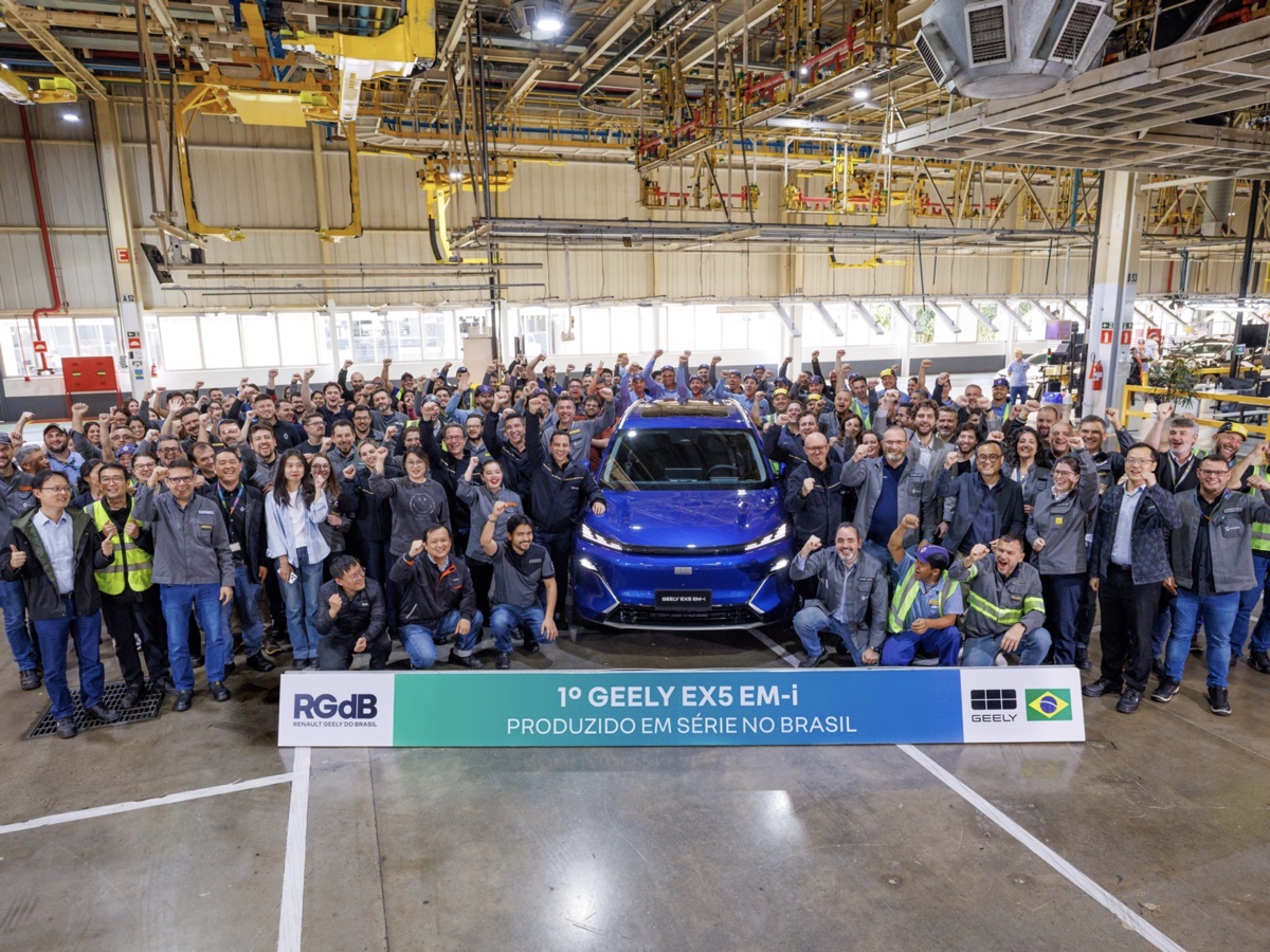 Geely produzione EX5 EM-i Brasile