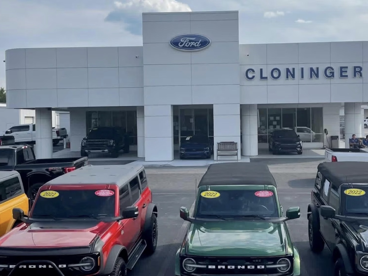 Ford dealer USA