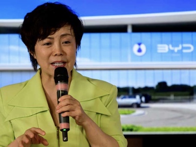 Stella Li (BYD): la geopolitica l'ostacolo principale all'espansione globale