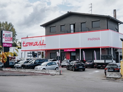 A Parma il maxistore dell’usato multimarca Tomasi Auto