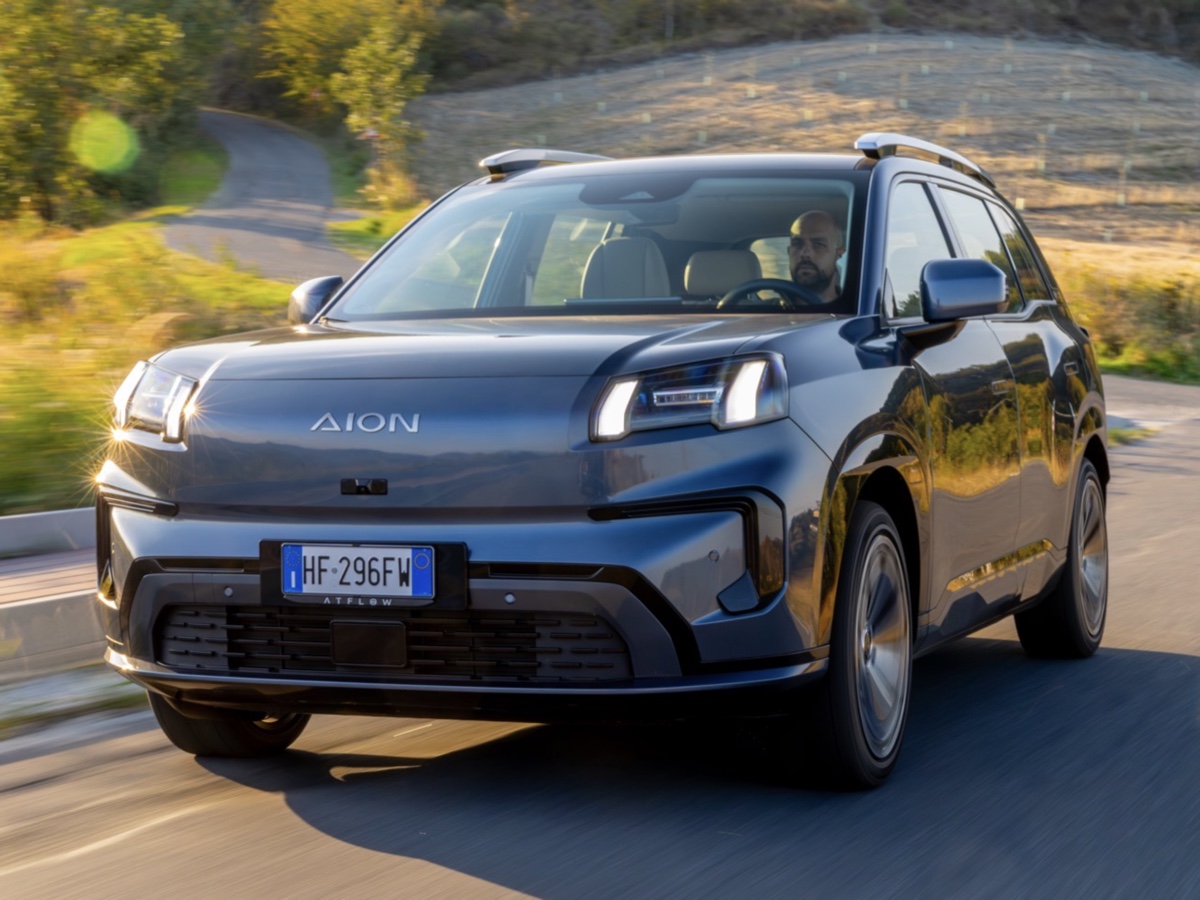 GAC Aion V