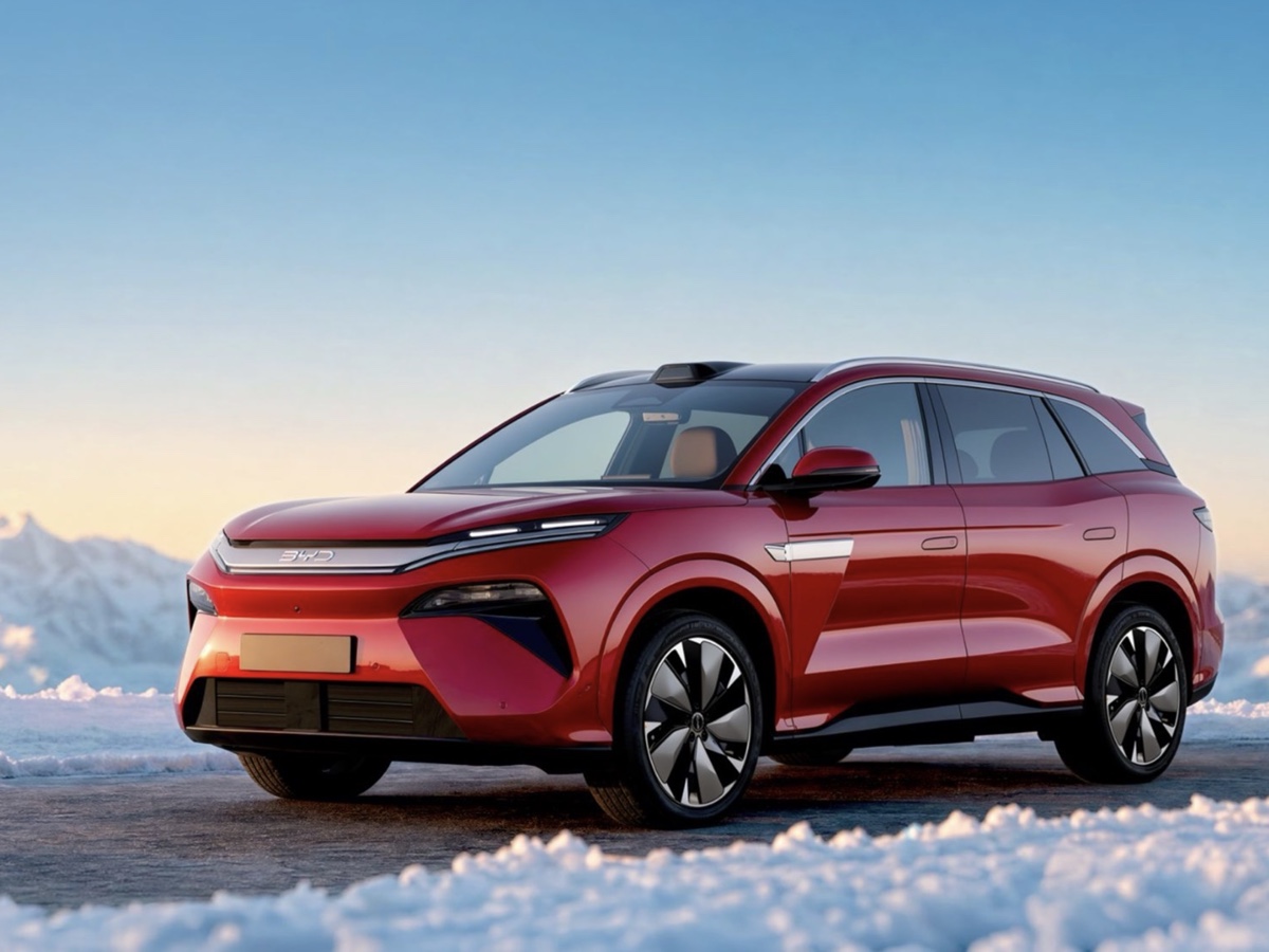 BYD Atto 8