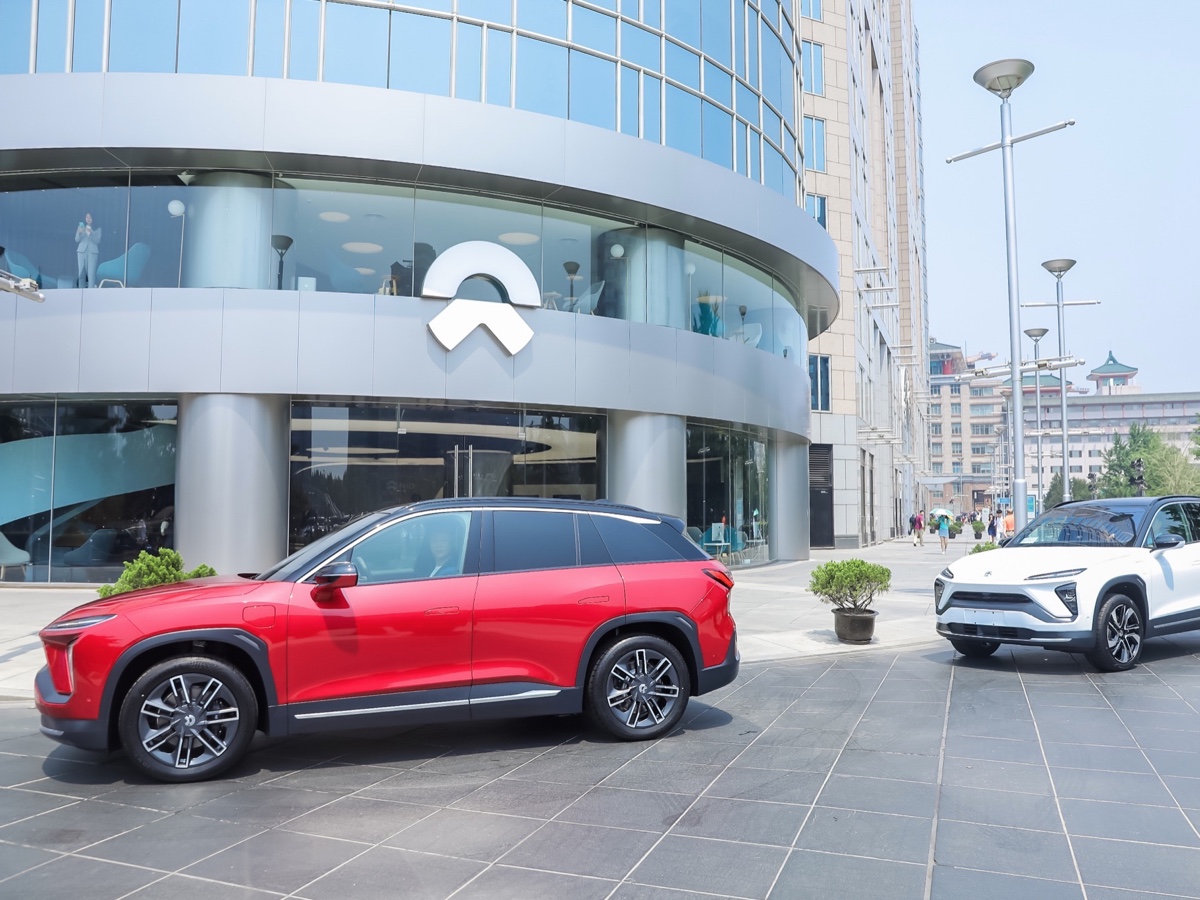 NIO ES6