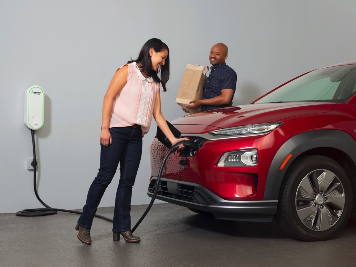 Electrify America nuovo caricabatterie domestico per EV