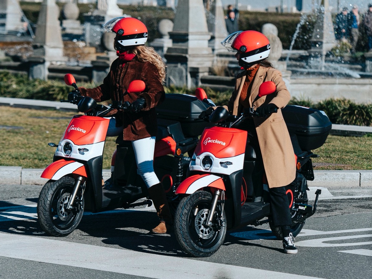 Acciona scooter elettrici in sharing - Milano