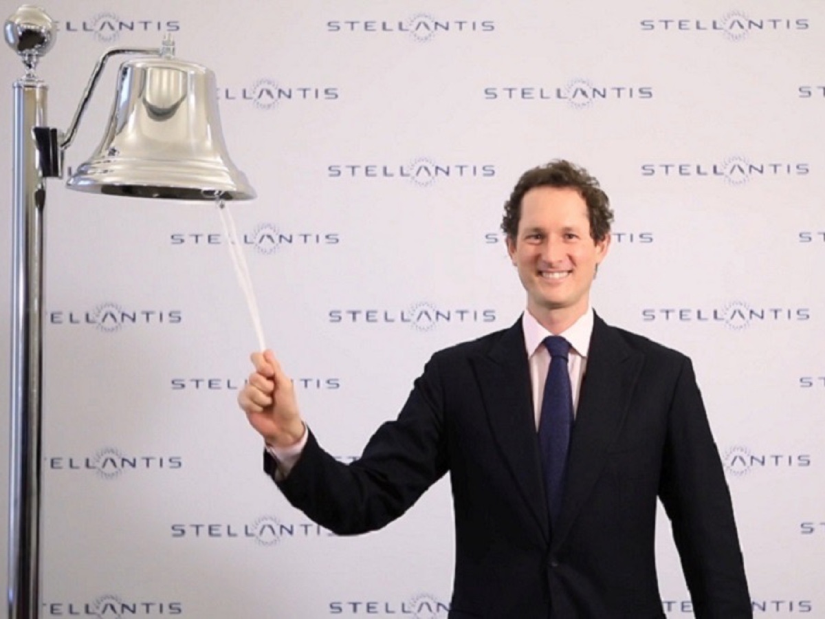 Stellantis presidente John Elkann
