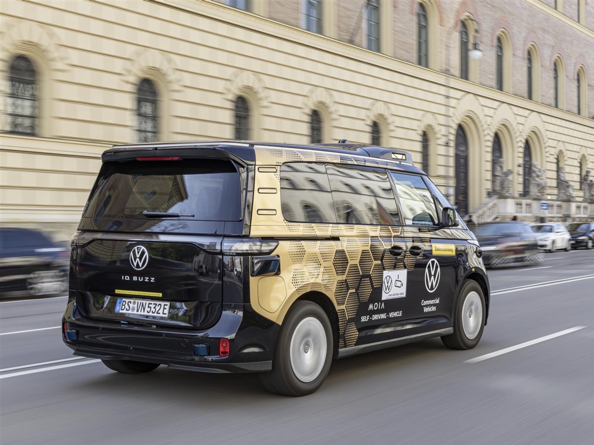 Volkswagen test guida autonoma Monaco