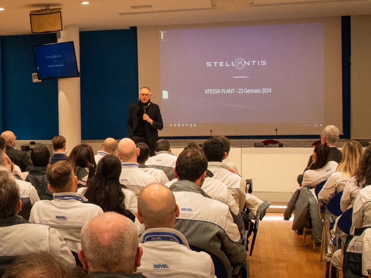 Stellantis Atessa Carlos Tavares